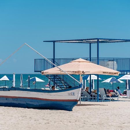Moonlight Mamaia Apartments Exterior foto